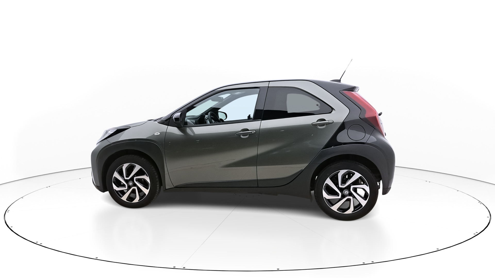 Vue angle 80 degrés Aygo X