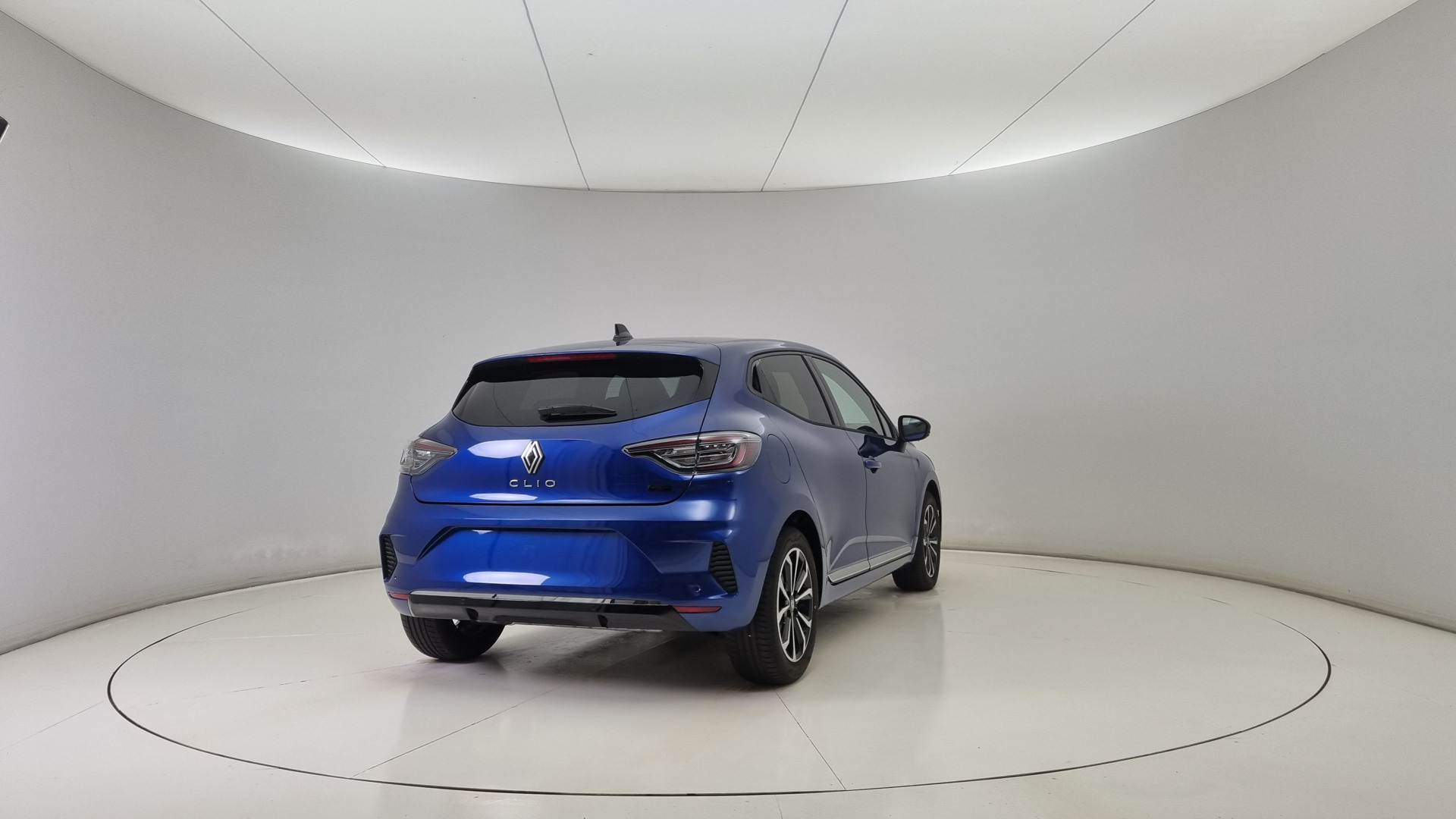 Face avant gauche Clio 5P